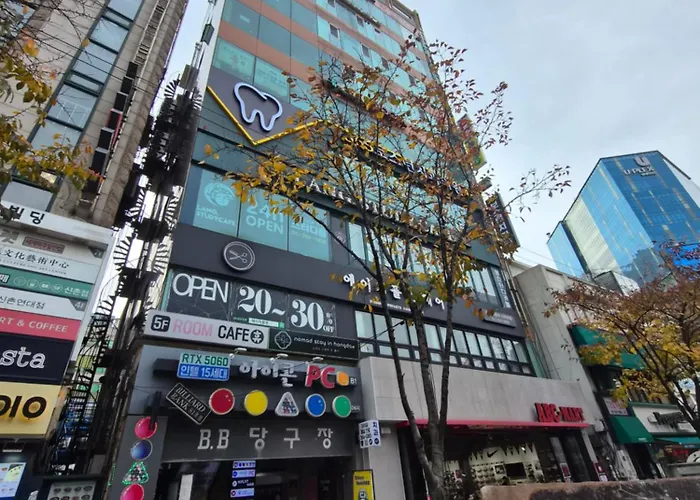 Отель Hello Hongdae Sinchon Сеул