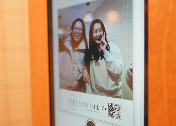 Отель Hello Hongdae Sinchon 2*